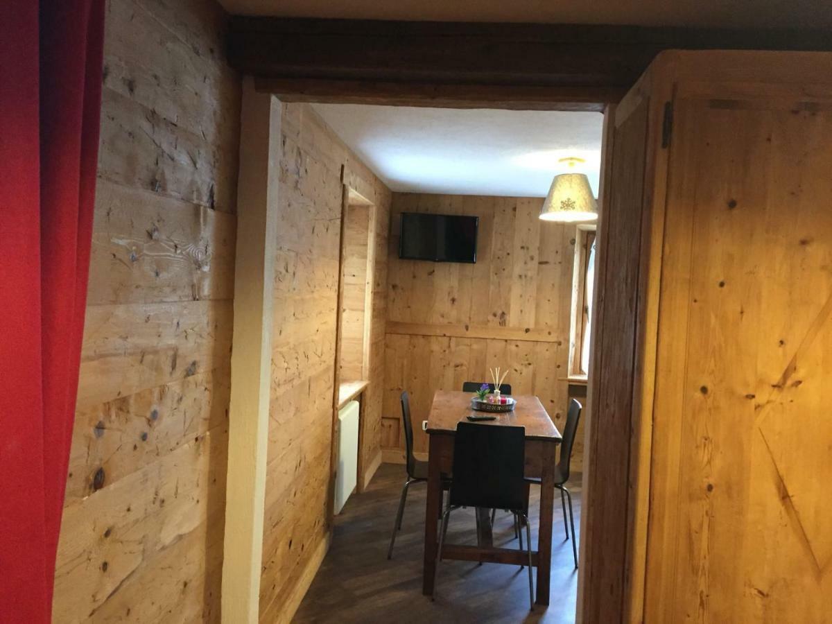 Maison D'Antan Alloggio Ad Uso Turistico Vda Charvensod N 0022 Aosta Eksteriør bilde